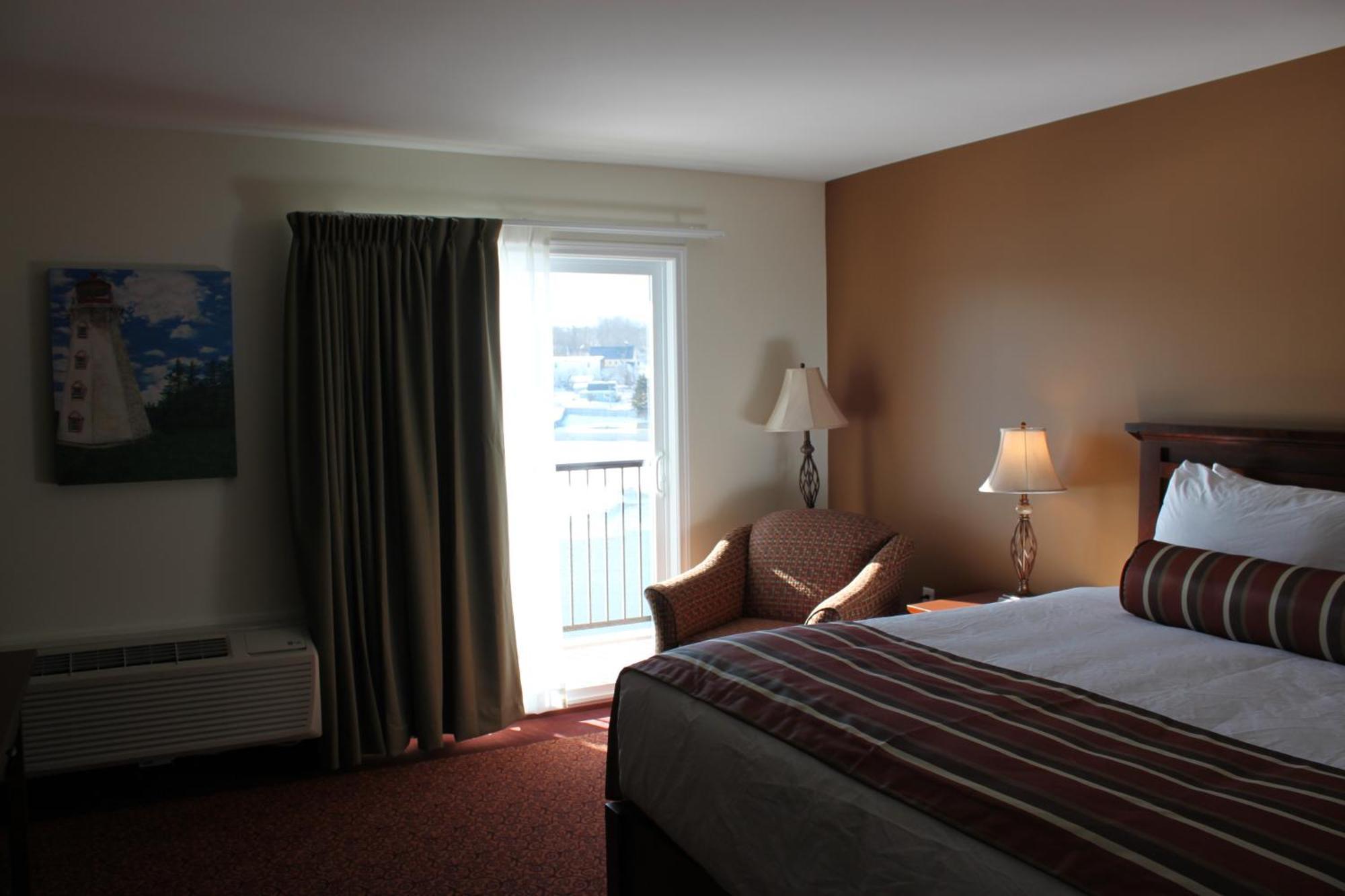Lanes Riverhouse Inn & Cottages Montague Værelse billede